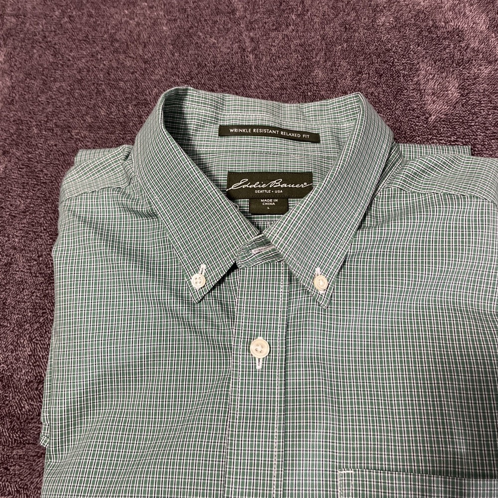 Eddie Bauer Shirt Mens L Green Check Wrinkle Resistant Relaxed Fit Button Down
